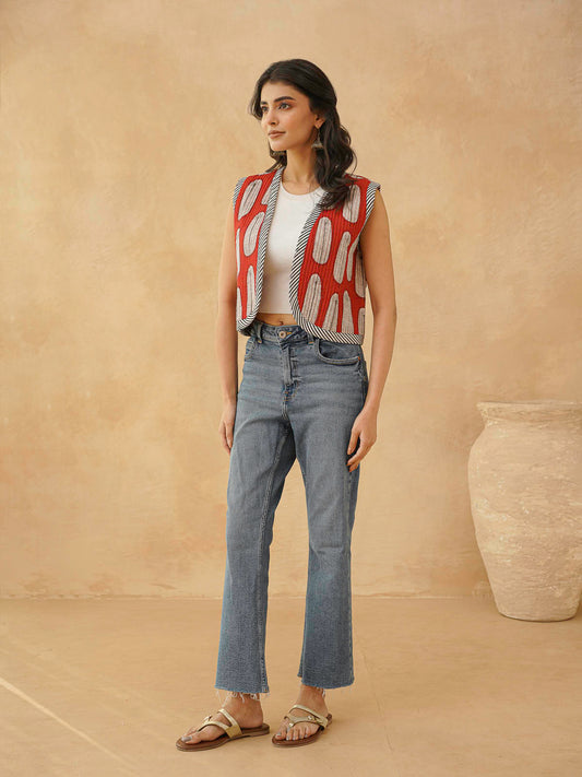 Cotton Printed Crop Sleeveless Quilted Jacket Red