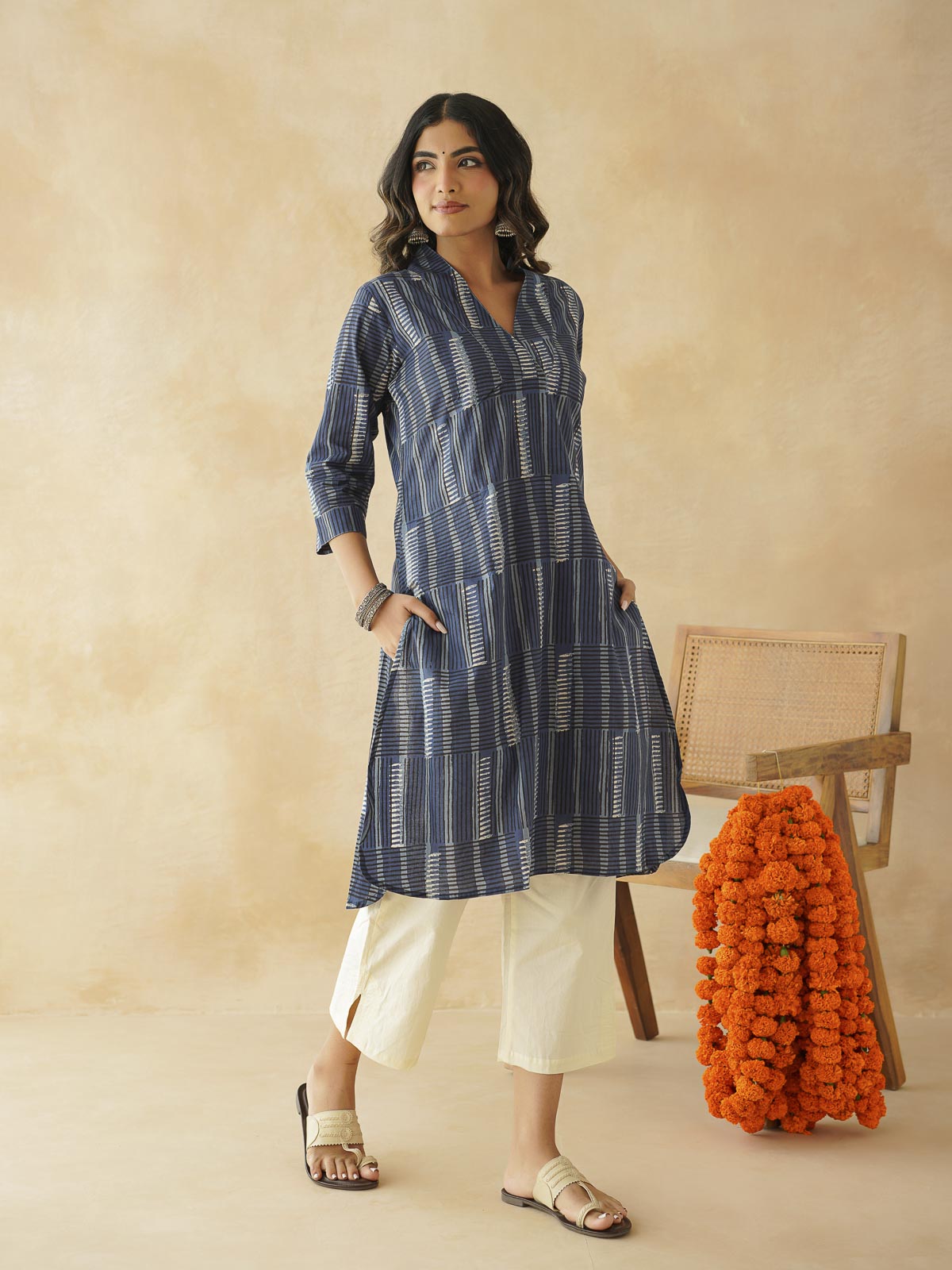 Cotton Printed Straight Kurta Indigo Strp