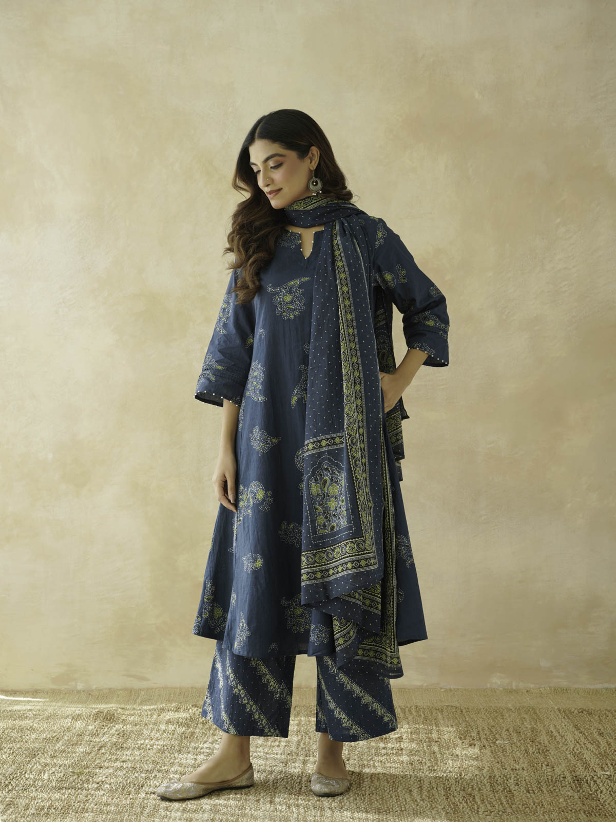 Cotton Printed Aline Geet Kurta Set For Women Indigo