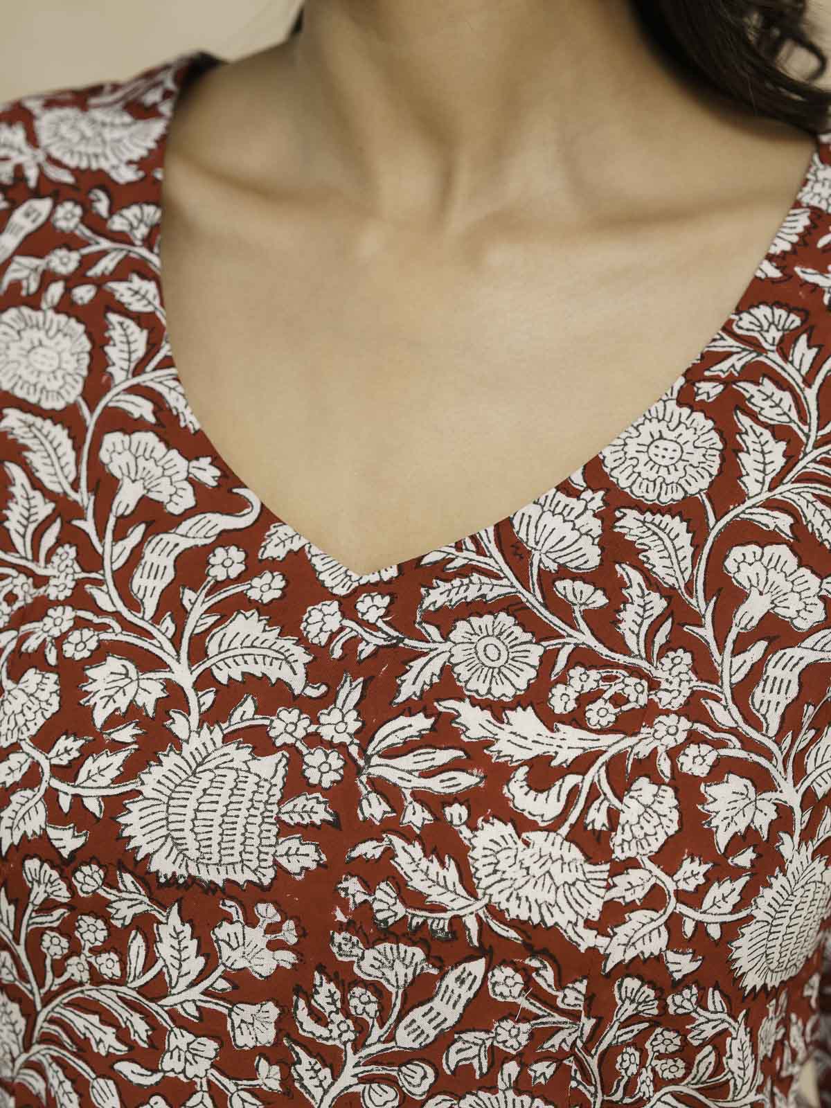 Full Sleeve Cotton Printed Classic Vee Top Red