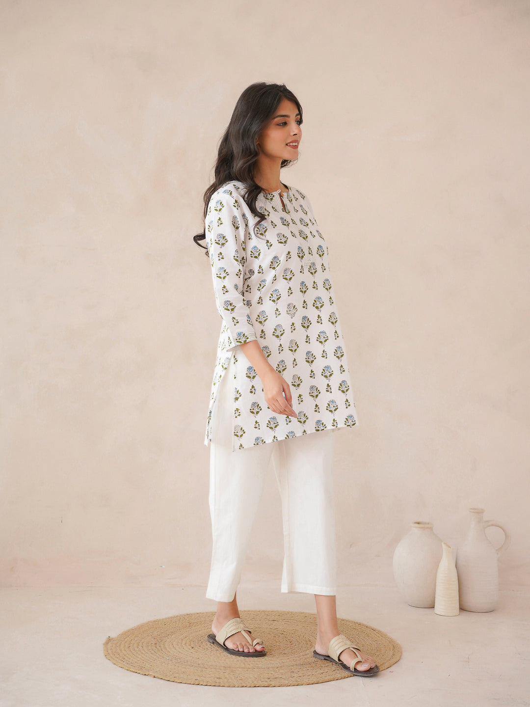 3/4th Sleeve Short Gauhar Kurti White