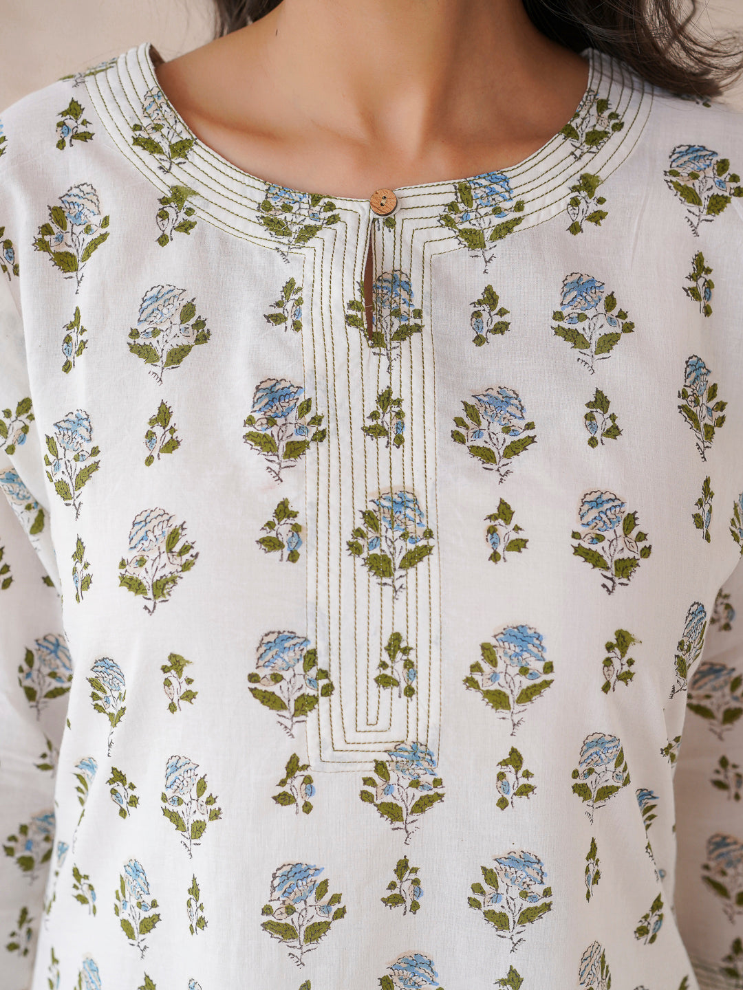 3/4th Sleeve Short Gauhar Kurti White
