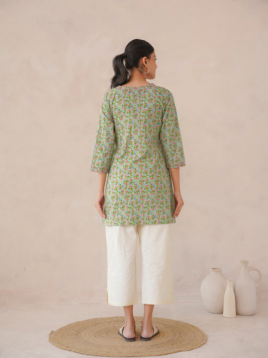 3/4th Sleeve Short Gauhar Kurti Green