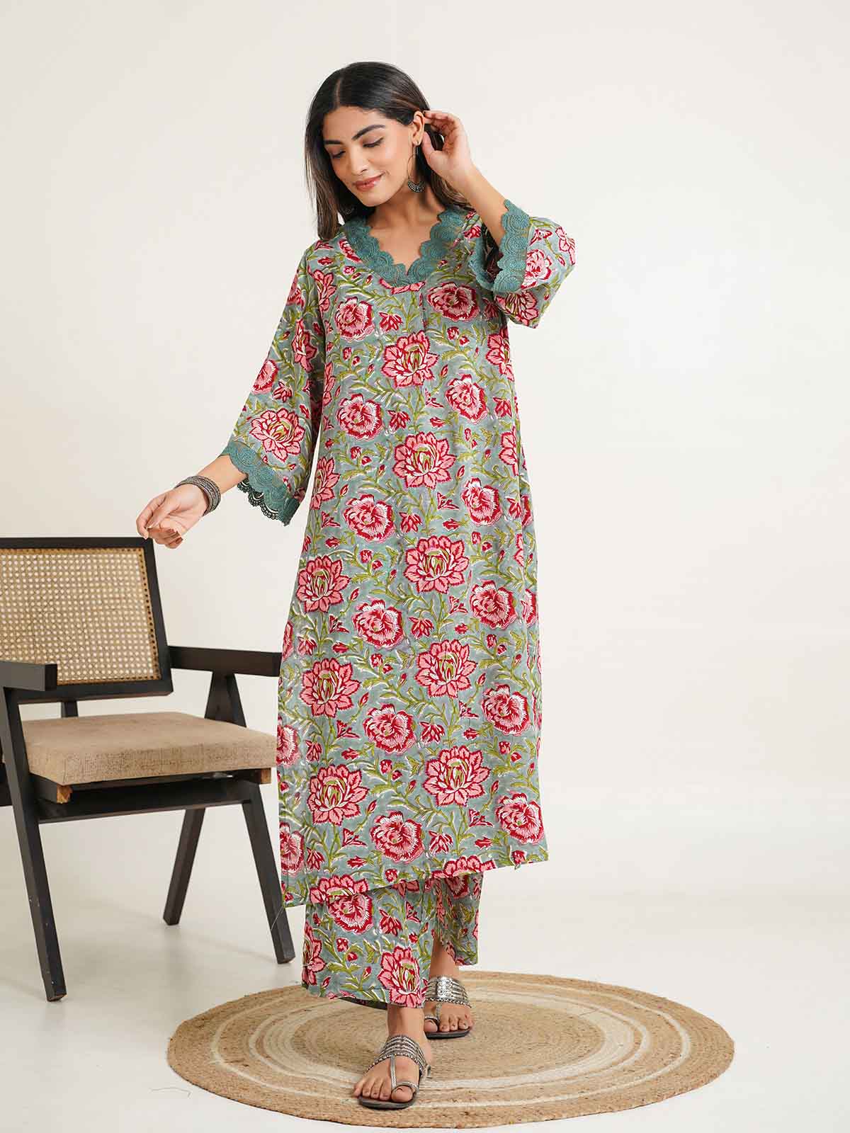 Block Printed Cotton Kurta Pant Bagiya Set Green