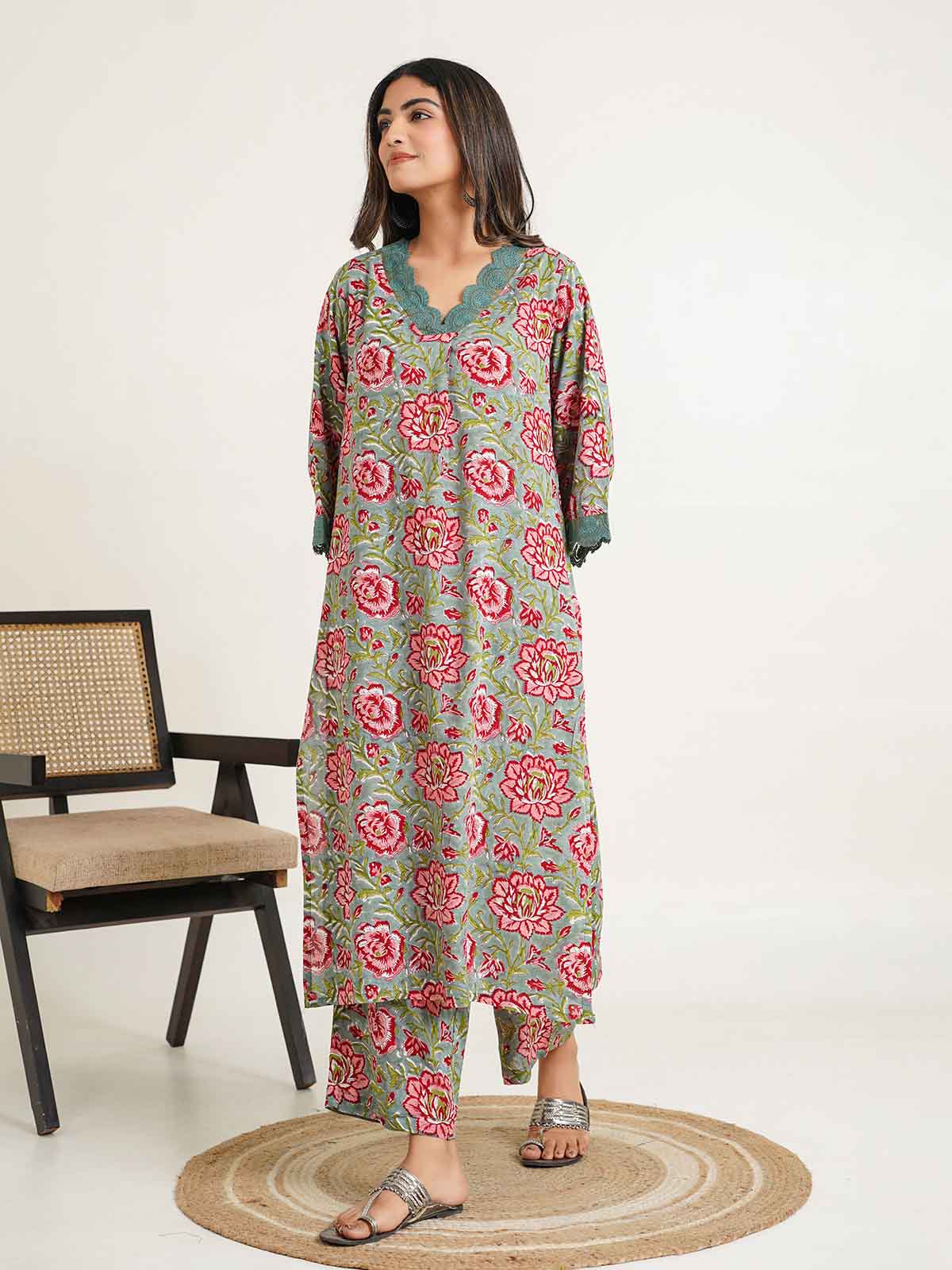 Block Printed Cotton Kurta Pant Bagiya Set Green