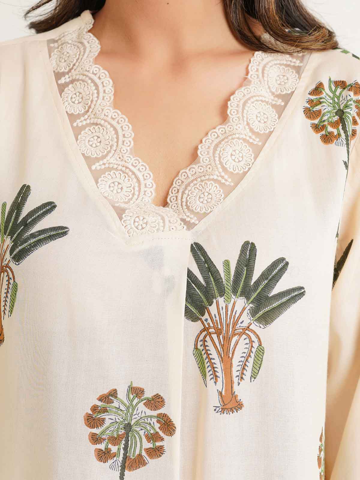 Block Printed Cotton Kurta Pant Bagiya Set Off-White