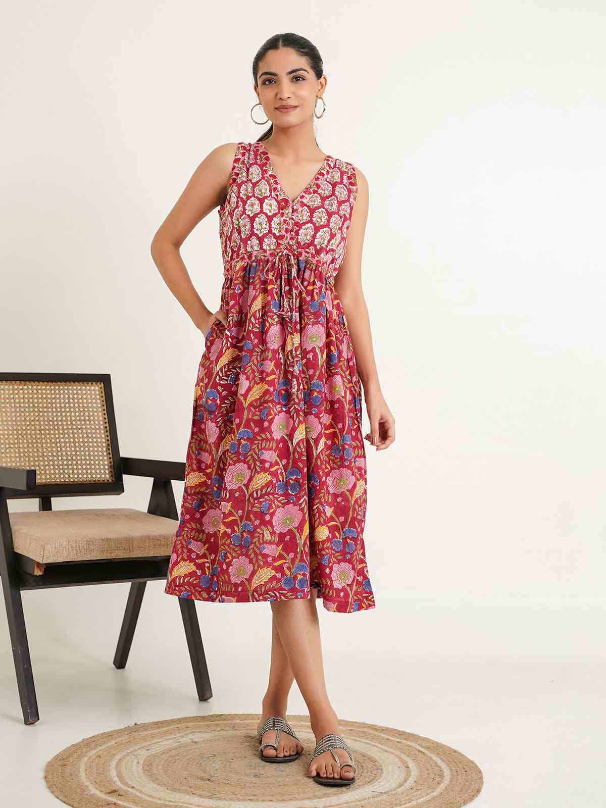 V-Neck Sleeveless Midi Aisha Dress Red