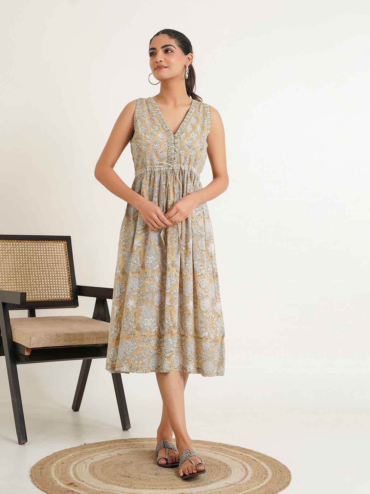 V-Neck Sleeveless Midi Aisha Dress Brown