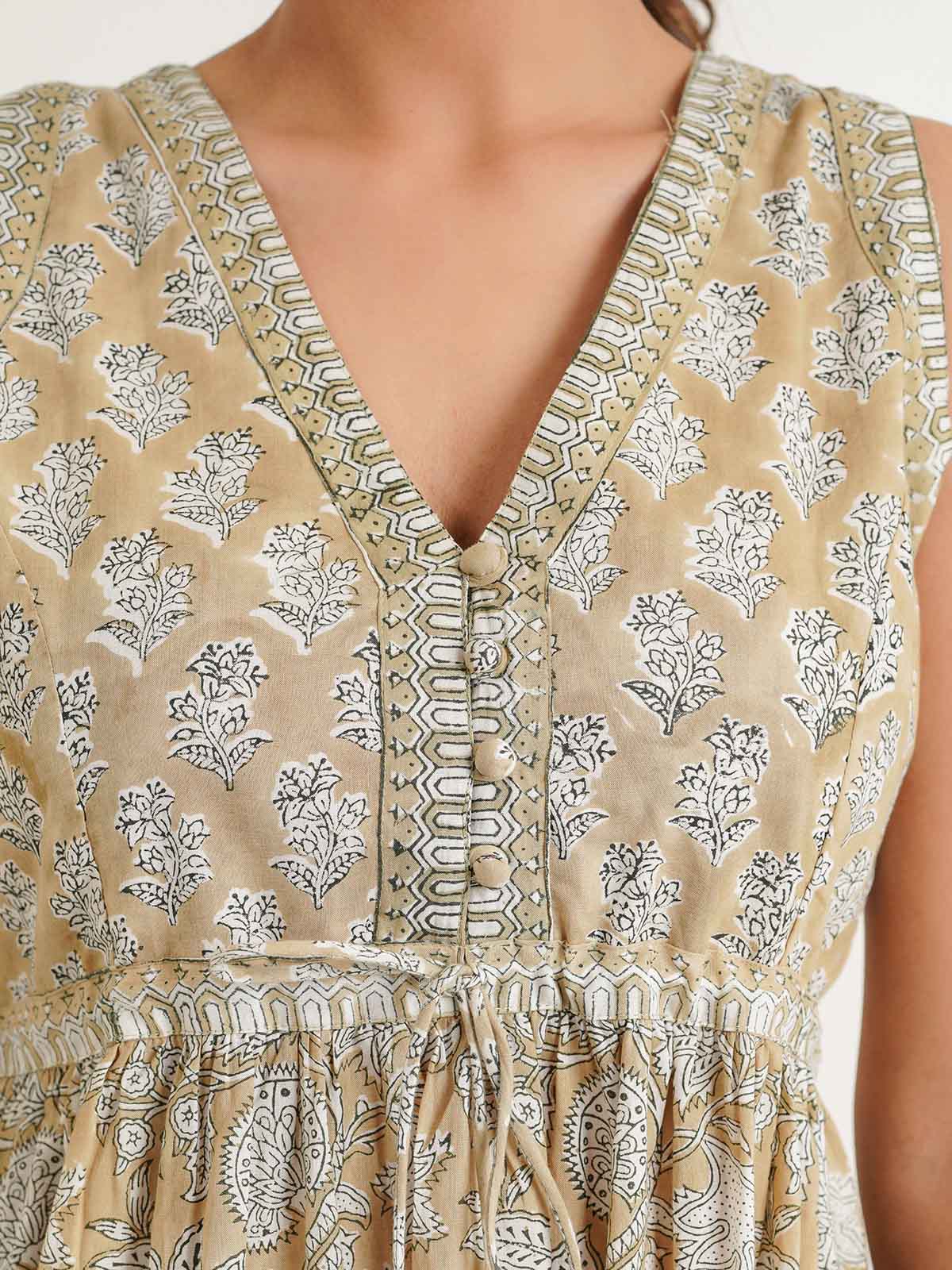 V-Neck Sleeveless Midi Aisha Dress Brown