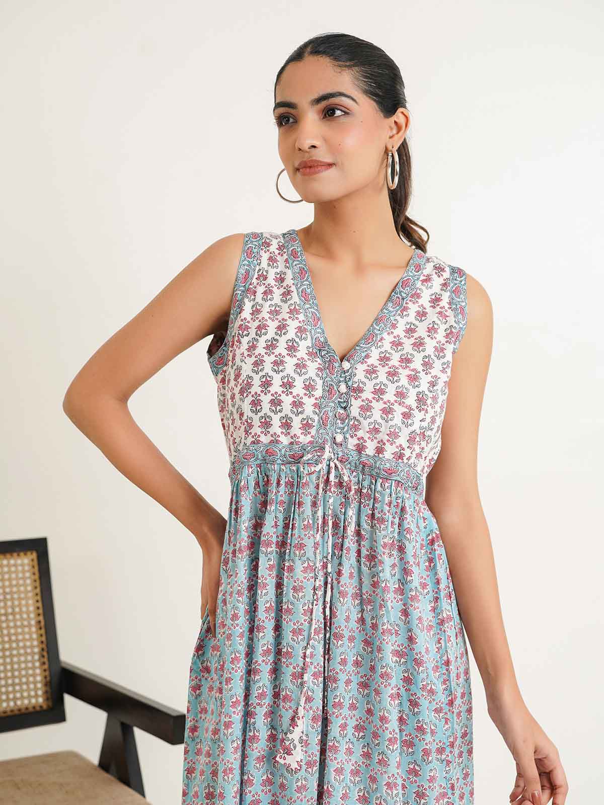 V-Neck Sleeveless Midi Aisha Dress Grey