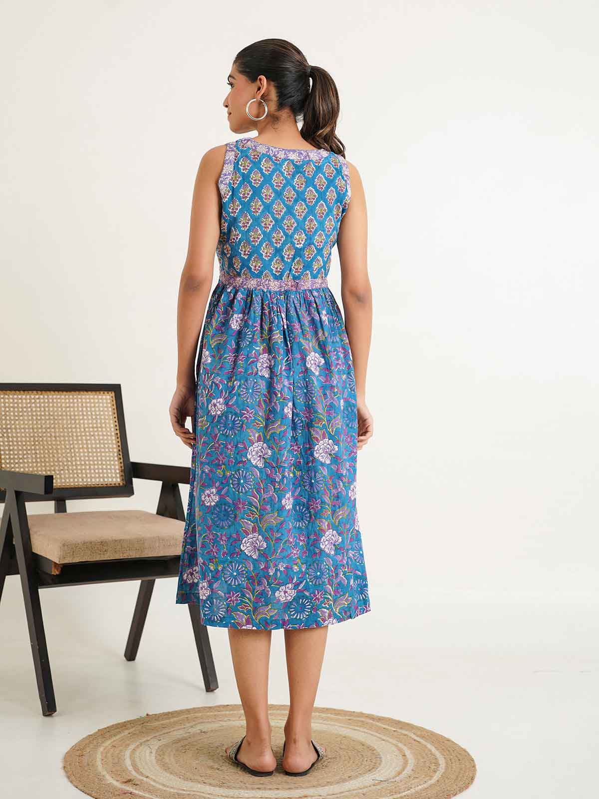 V-Neck Sleeveless Midi Aisha Dress Blue