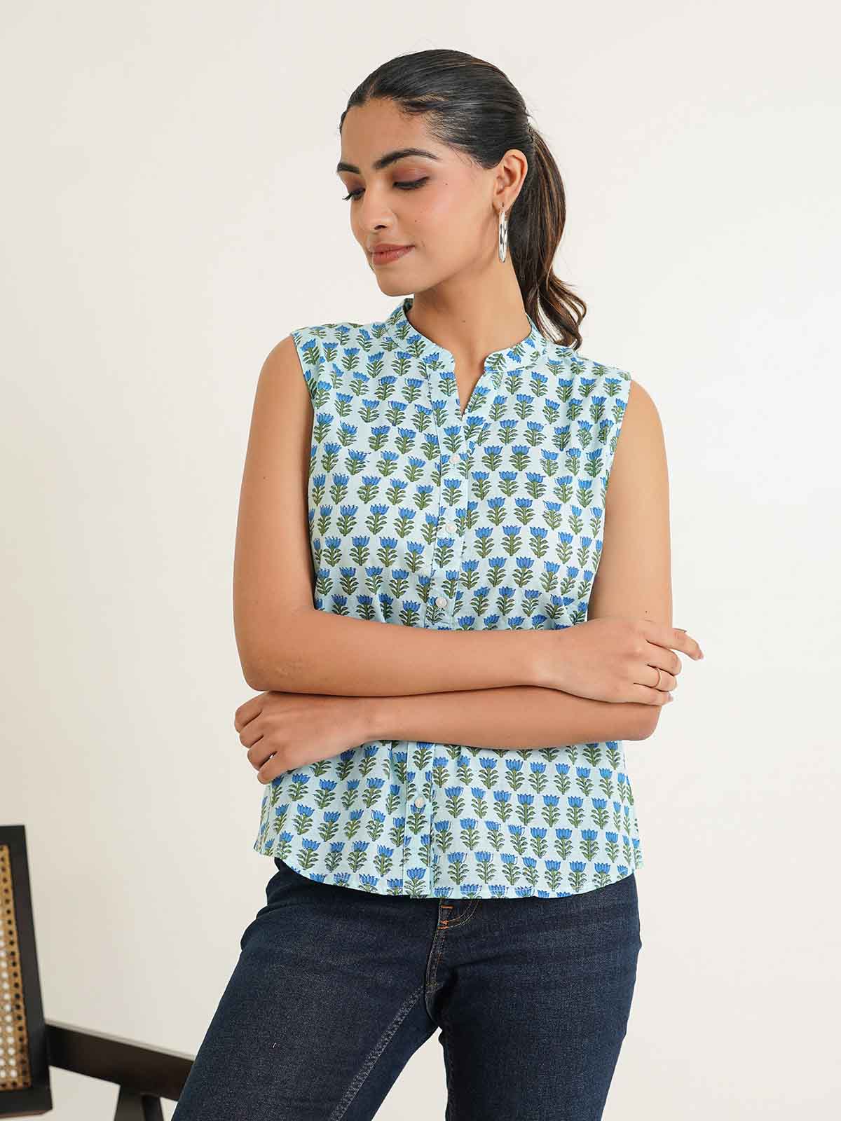 Sleeveless cotton Top With Buttons Light Blue
