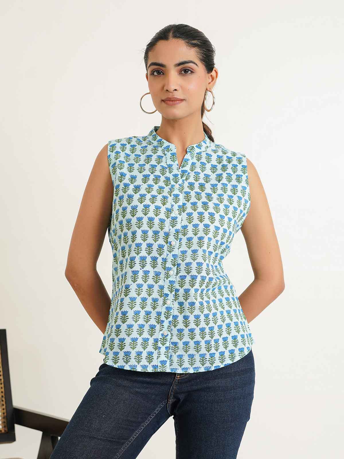 Sleeveless cotton Top With Buttons Light Blue