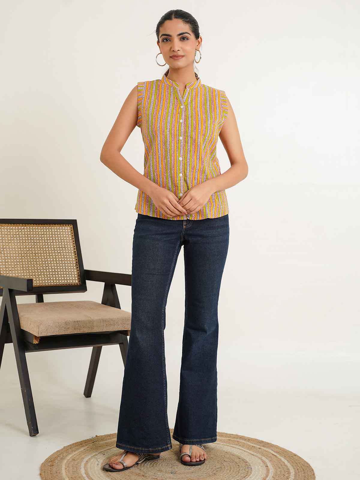 Sleeveless cotton Top With Buttons Multicolor