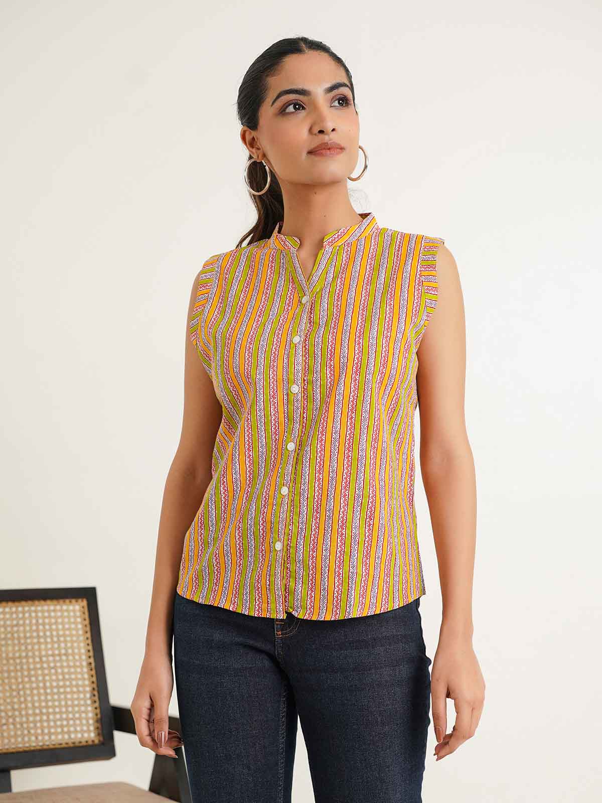 Sleeveless cotton Top With Buttons Multicolor
