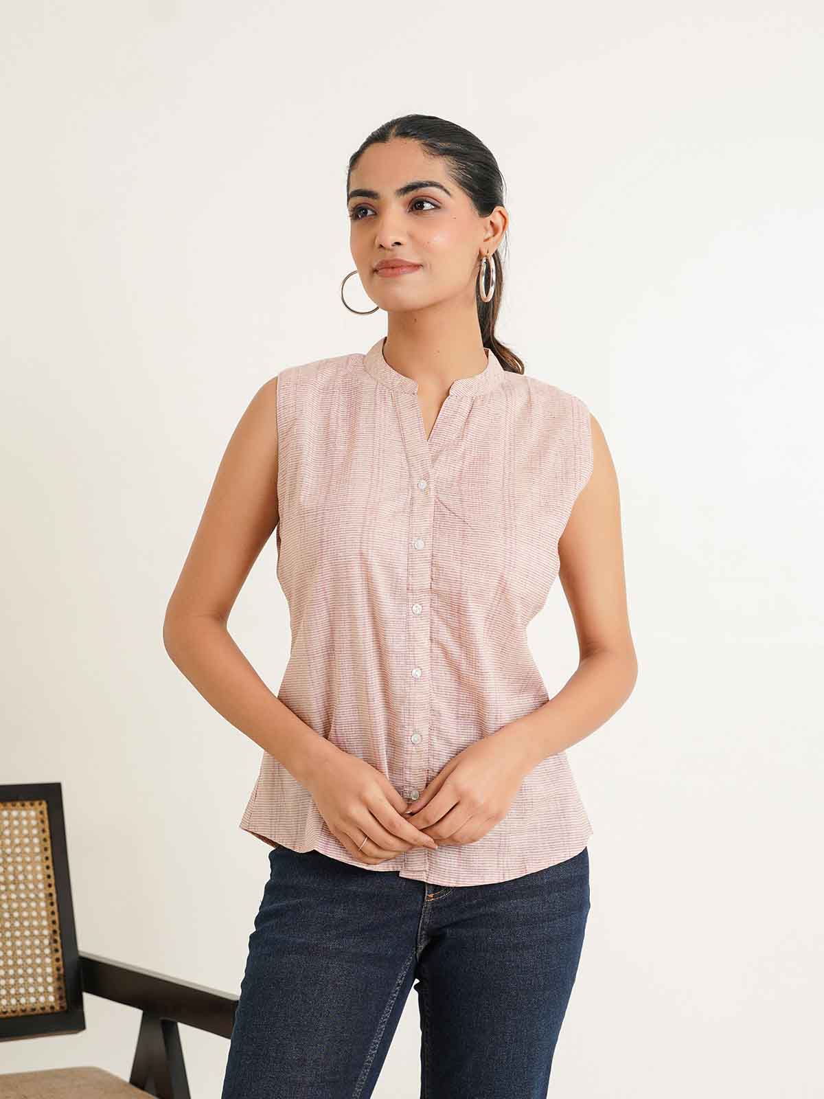 Sleeveless cotton Top With Buttons Peach