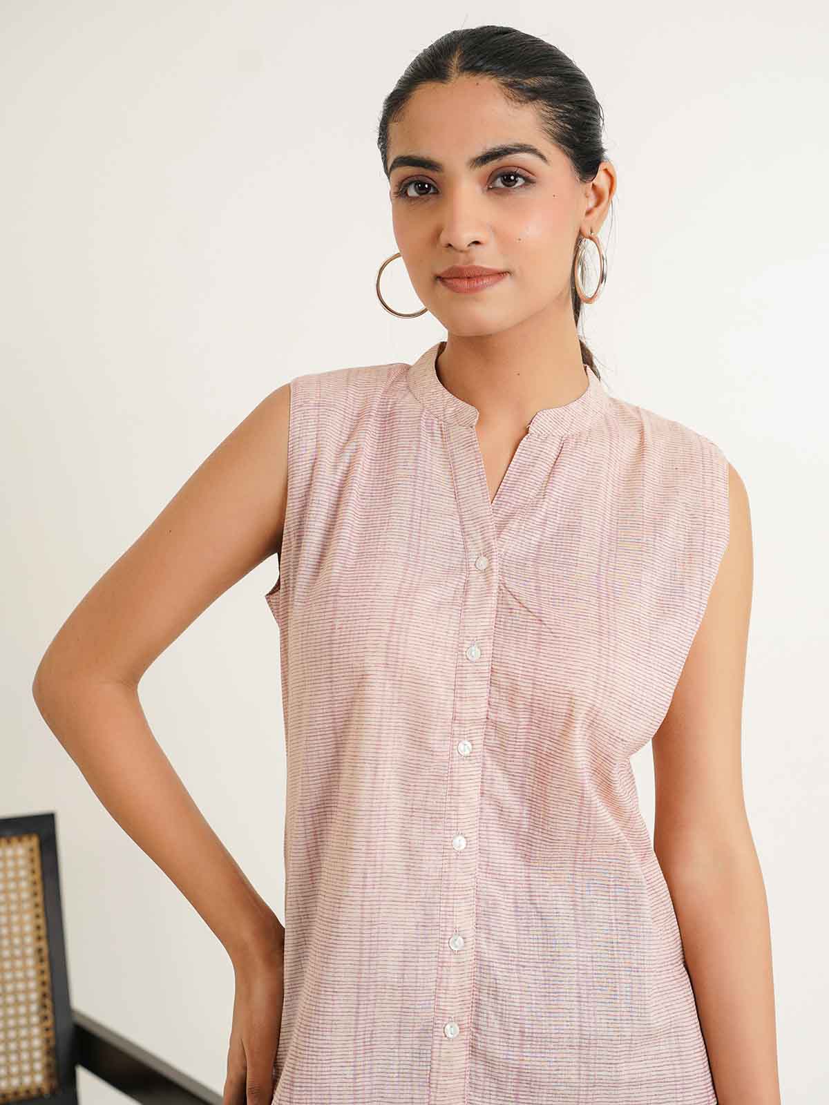 Sleeveless cotton Top With Buttons Peach