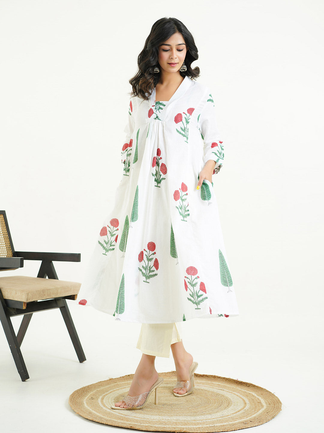 Block-Printed Cotton Mughal A-Line Kurta White-Red