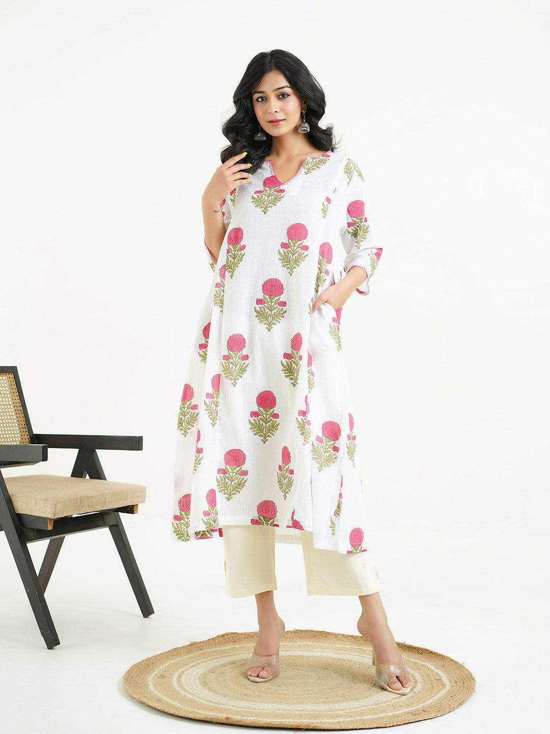 Cotton printed A-line Phiran kurta Red-White