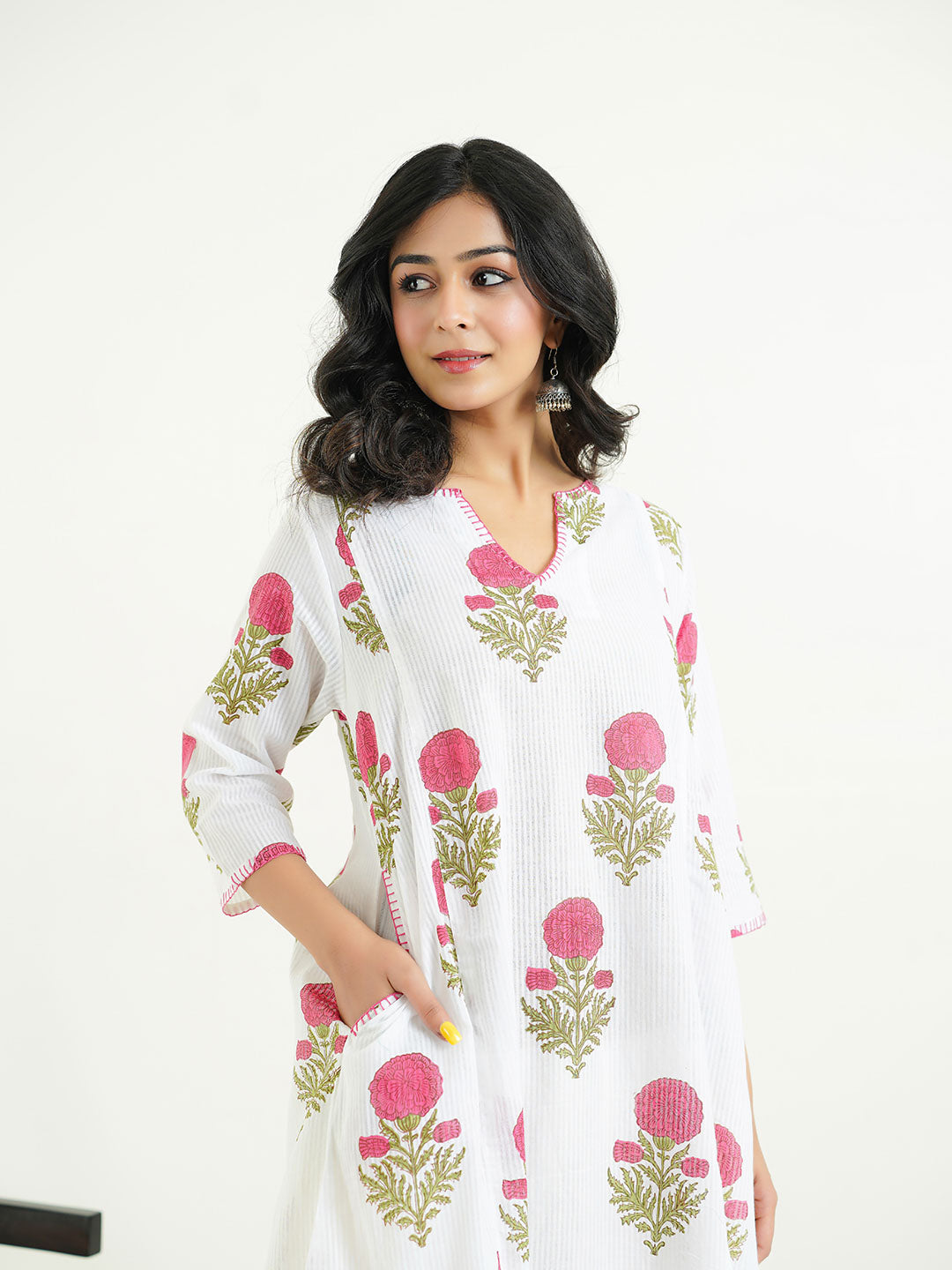 Cotton printed A-line Phiran kurta Red-White