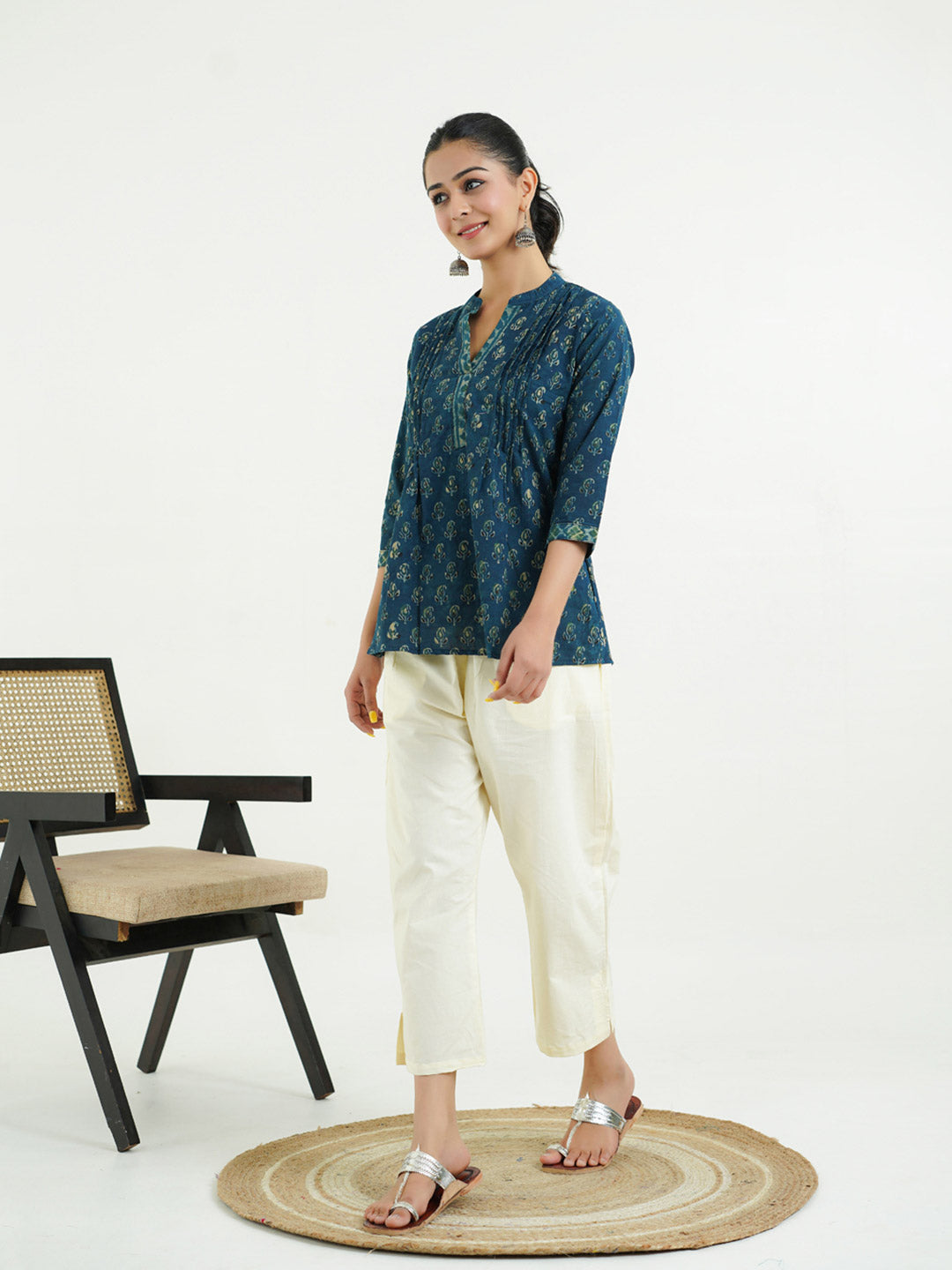 Chinese Collar Pintucks Short Kurta Indigo