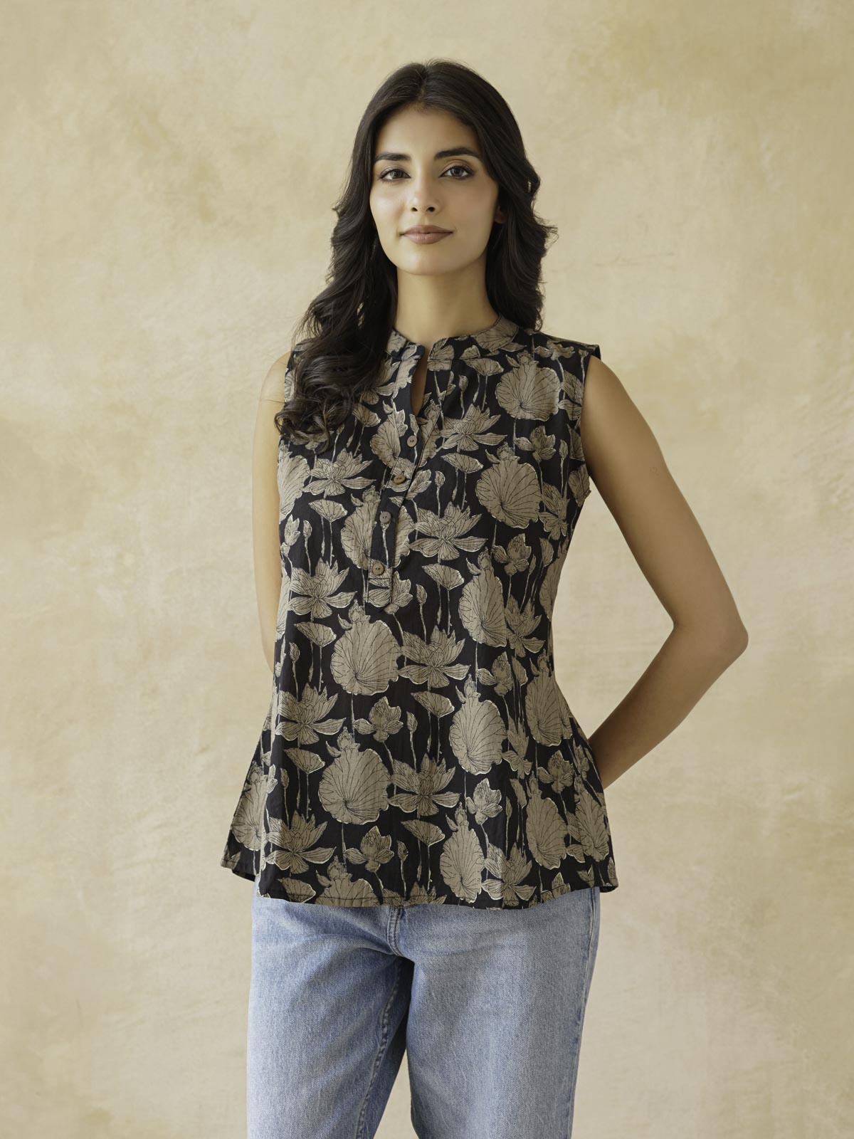 Cotton Printed Sleeveless Tunic Top For Women Black Grey