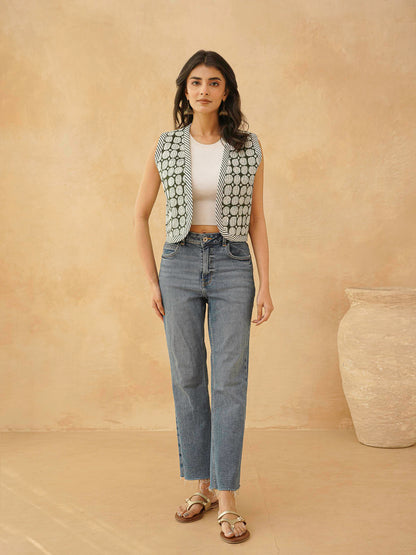 Cotton Printed Crop Sleeveless Quilted Jacket Black White