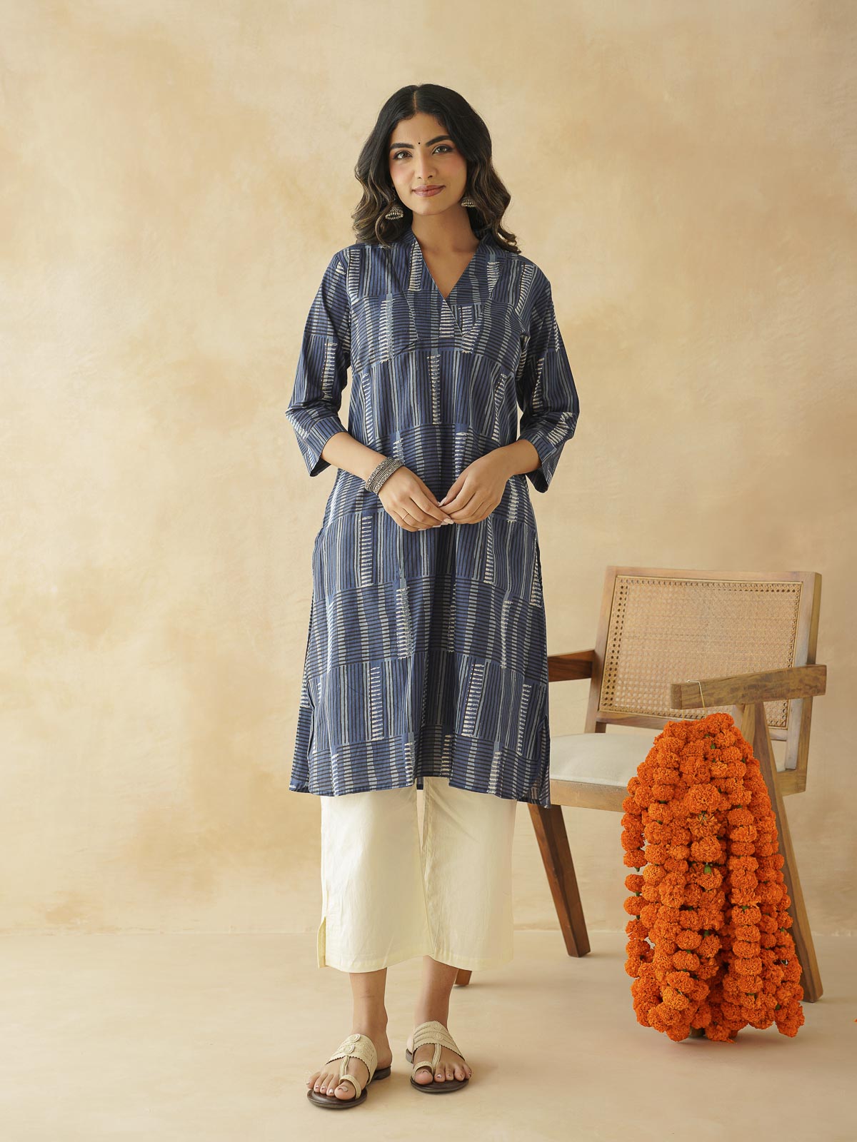 Cotton Printed Straight Kurta Indigo Strp