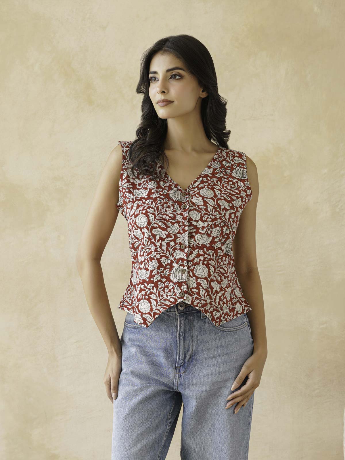 Sleeveless Cotton Block Printed Kothi Top Red Jaal