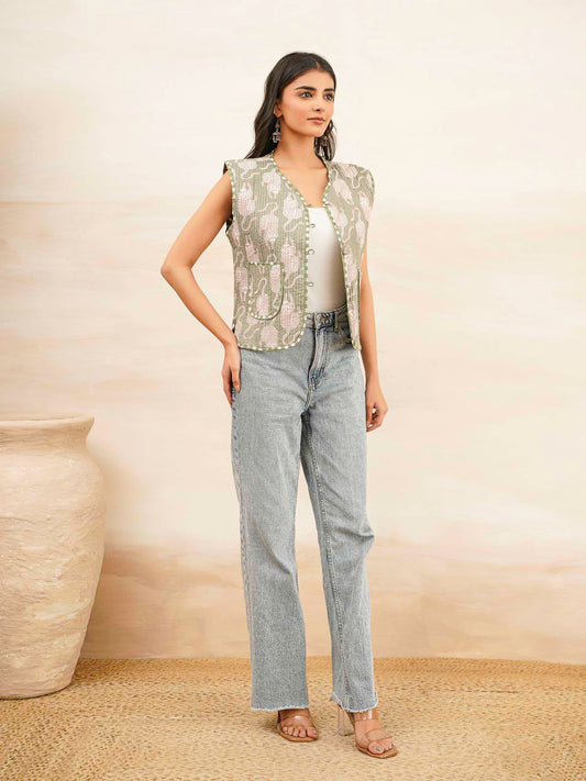 Cotton Printed Crop Sleeveless Quilted Jacket Green