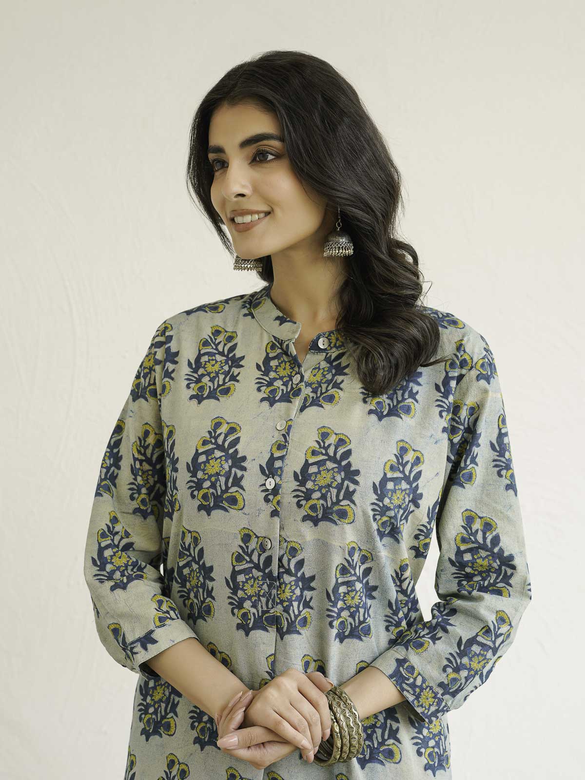 Women Ethnic Motifs Printed Cotton Pleat Set Indigo Boota