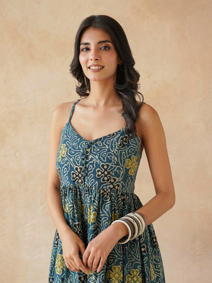 V-Neck Long Strappy Dress Indigo Jaal