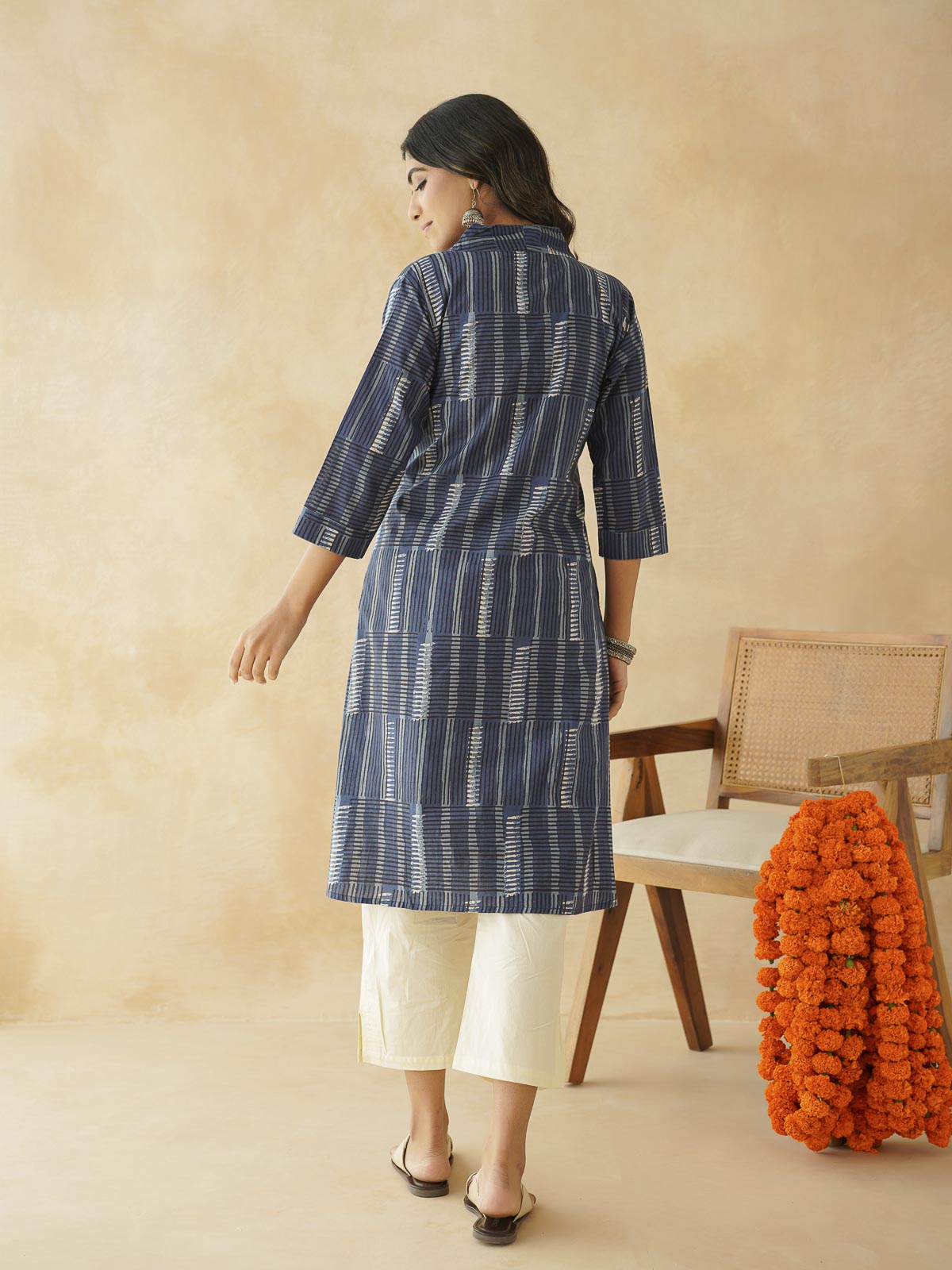 Cotton Printed Straight Kurta Indigo Strp