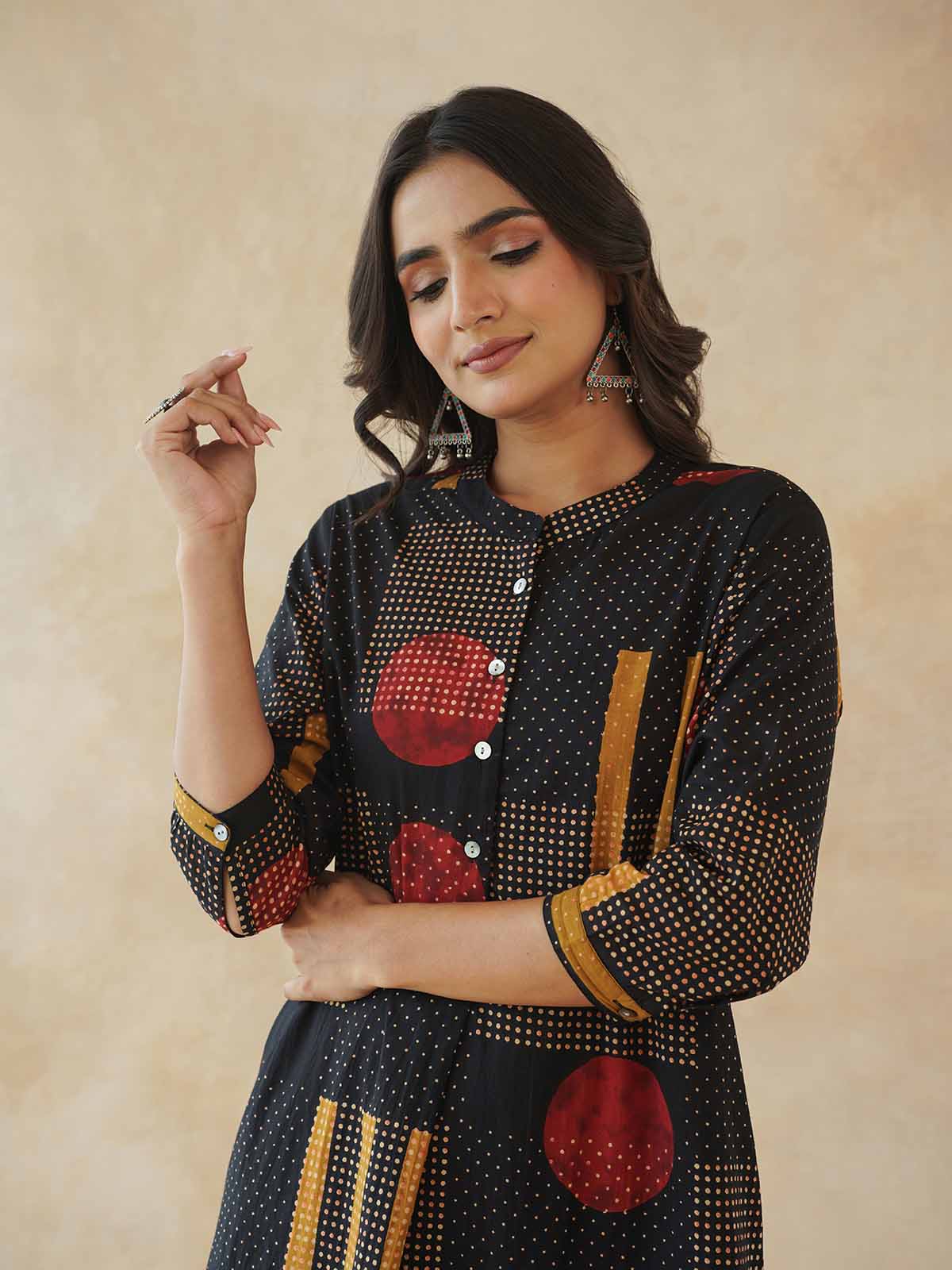 Women Ethnic Motifs Printed Cotton Pleat Set Black