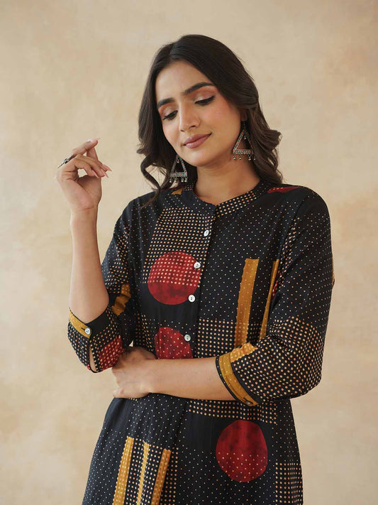 Women Ethnic Motifs Printed Cotton Pleat Set Black