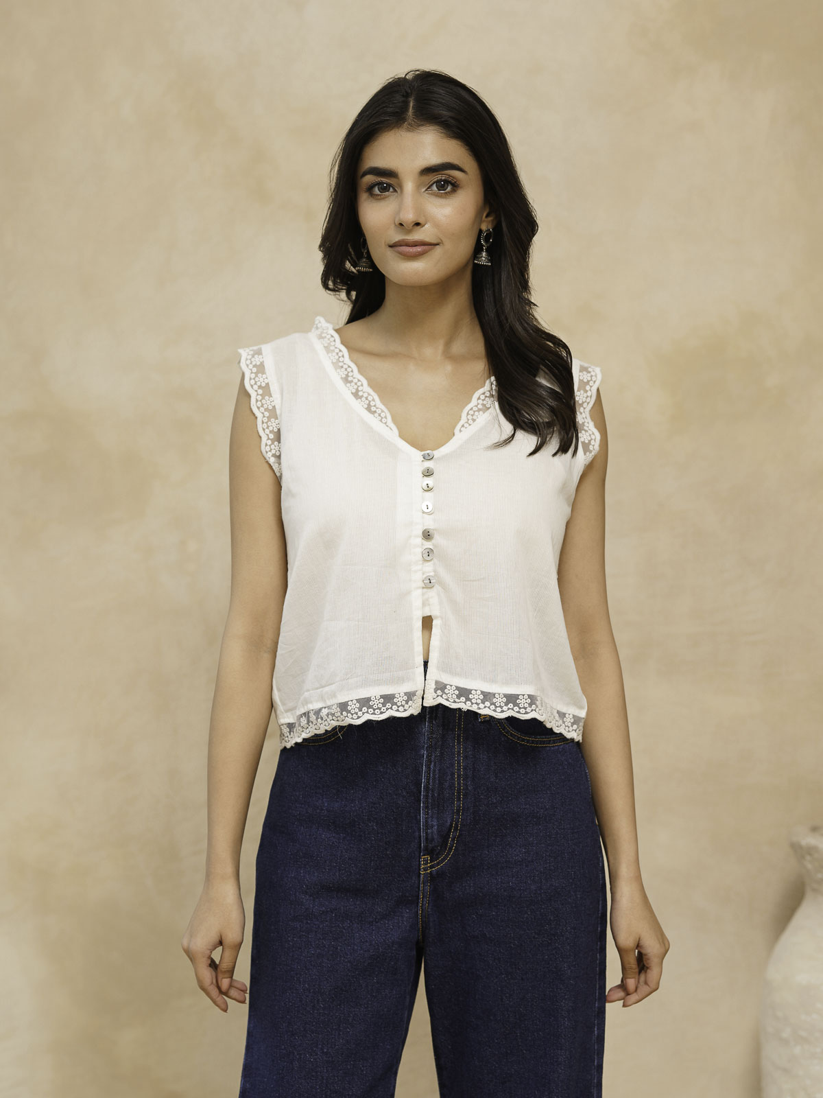 Sleeveless Cotton Printed Daisy Lace Top White