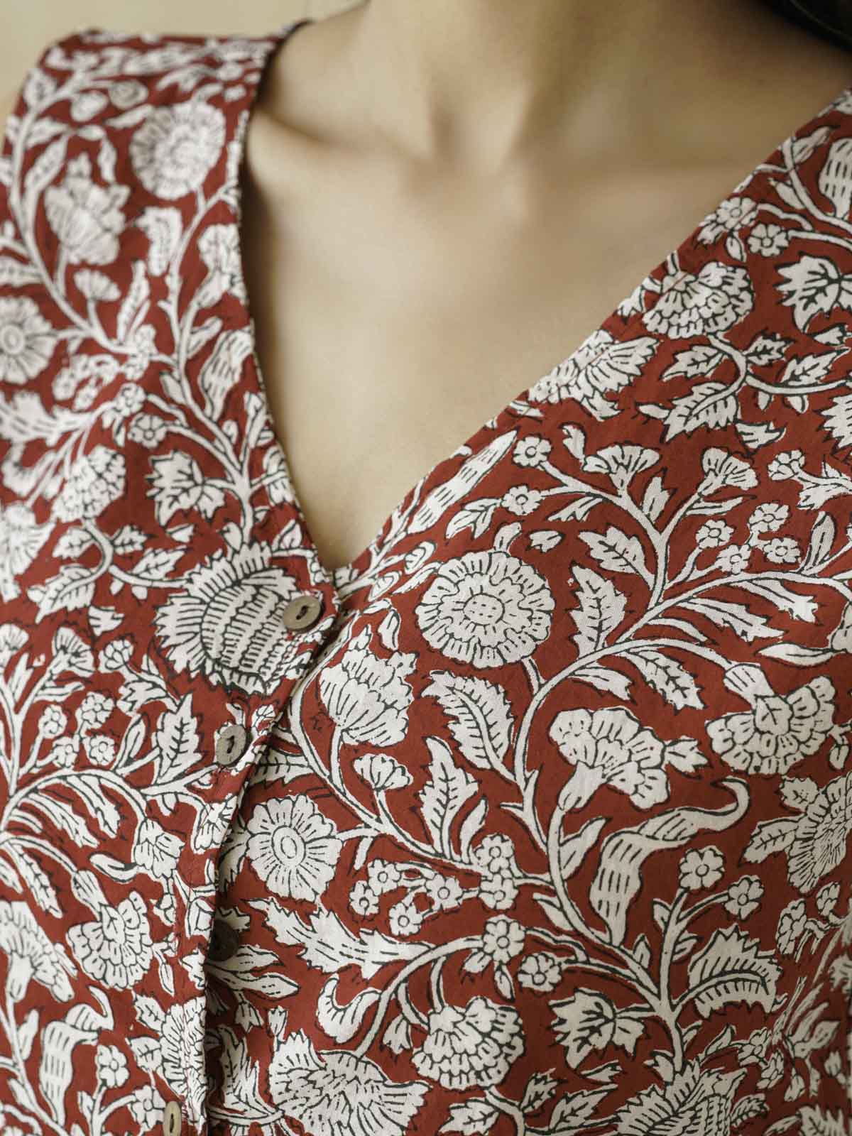Sleeveless Cotton Block Printed Kothi Top Red Jaal