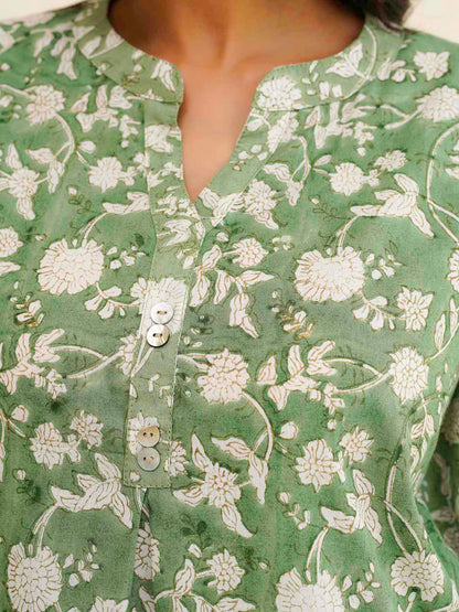 Cotton Pleat Kurta For Women Green