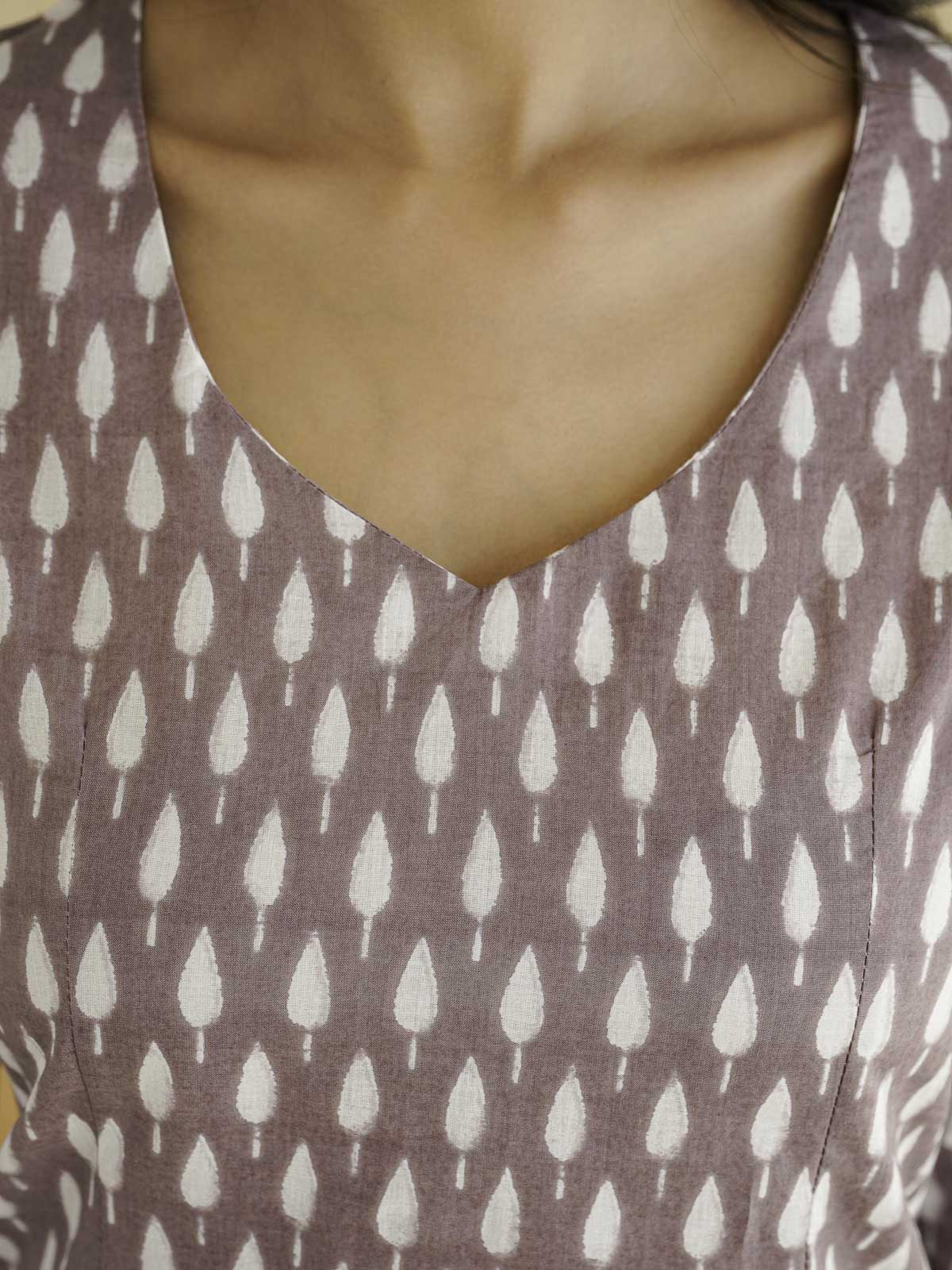 Full Sleeve Cotton Printed Classic Vee Top Purple