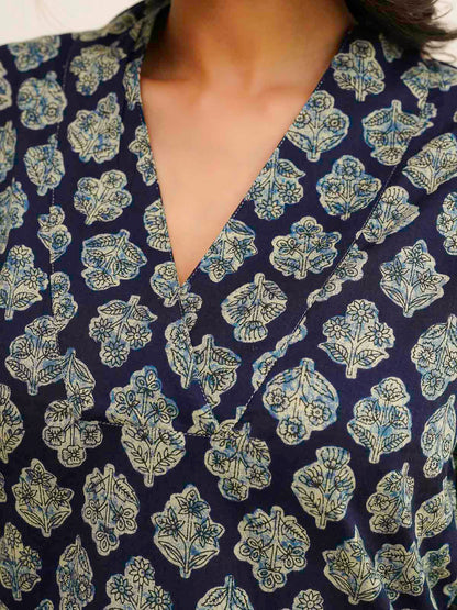 Cotton Printed Straight Kurta Blue Booty
