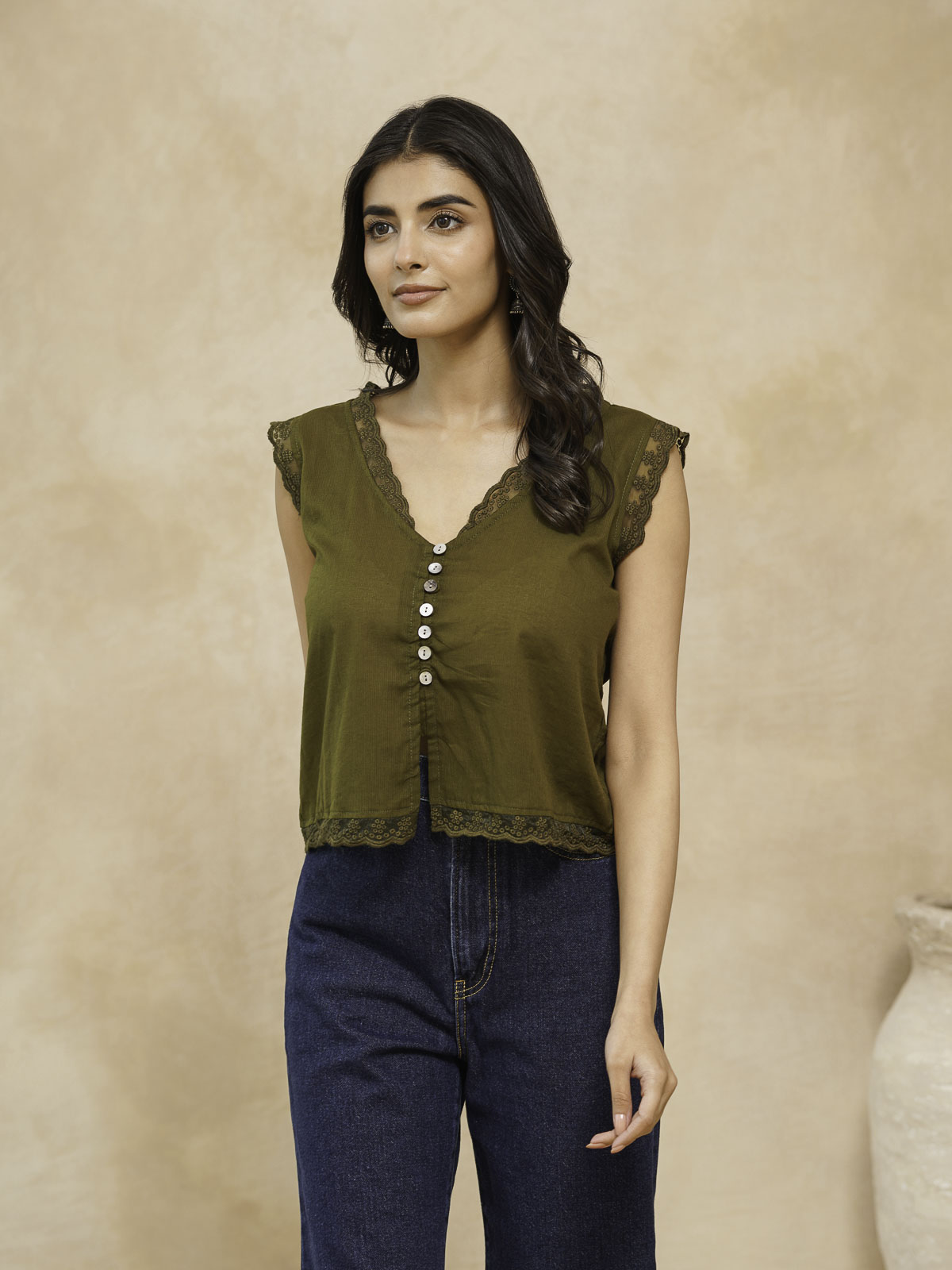 Sleeveless Cotton Printed Daisy Lace Top Green
