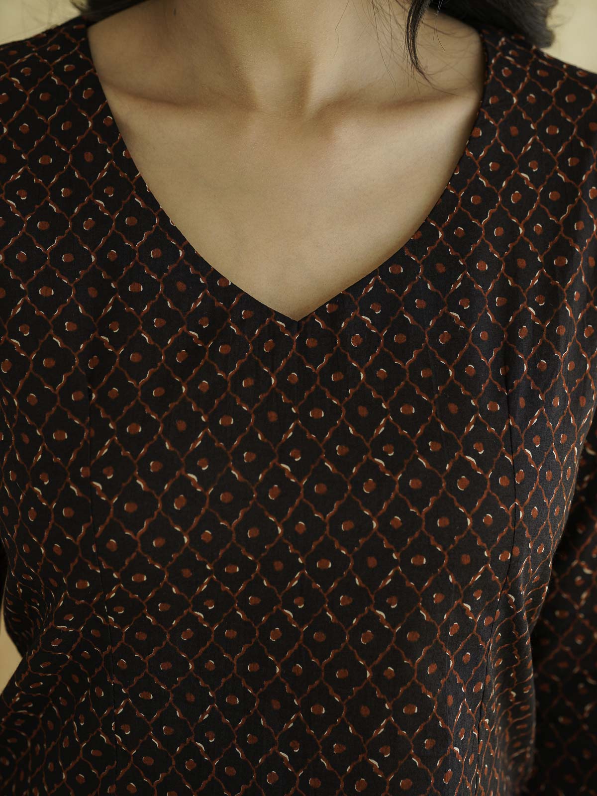 Full Sleeve Cotton Printed Classic Vee Top Black