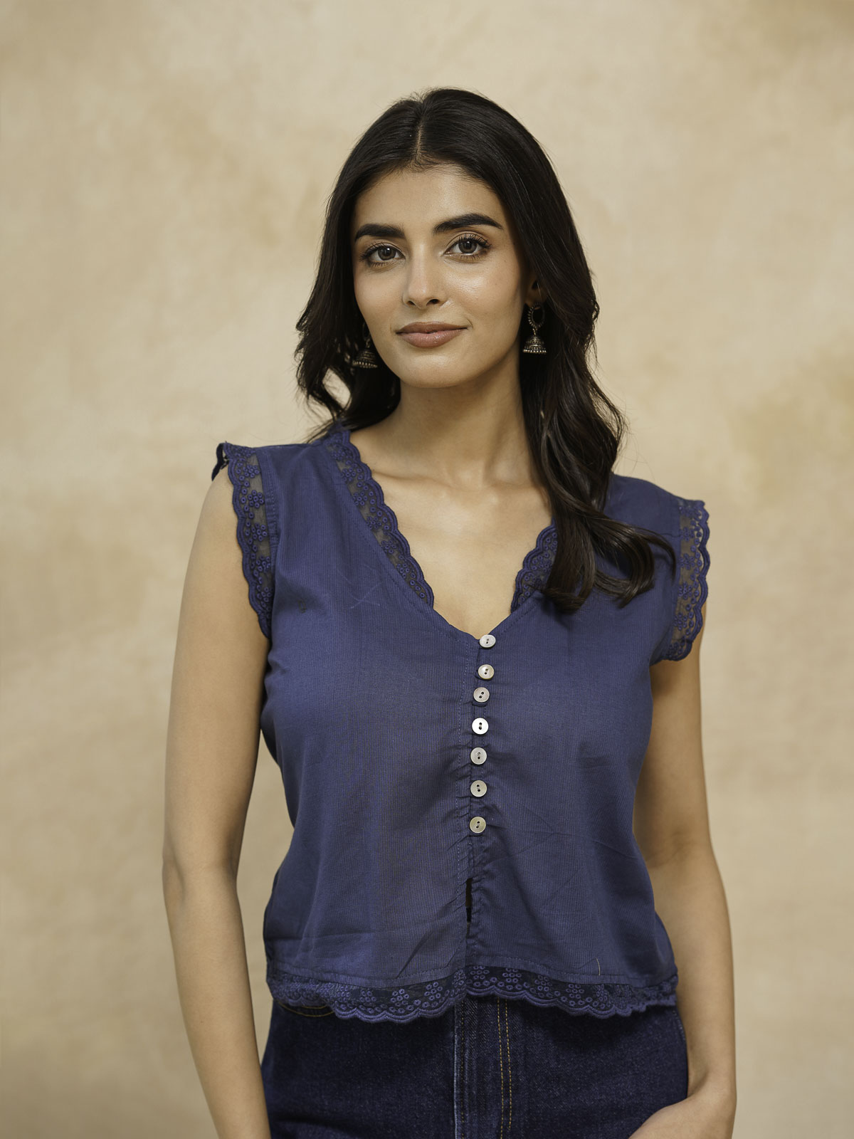 Sleeveless Cotton Printed Daisy Lace Top Blue
