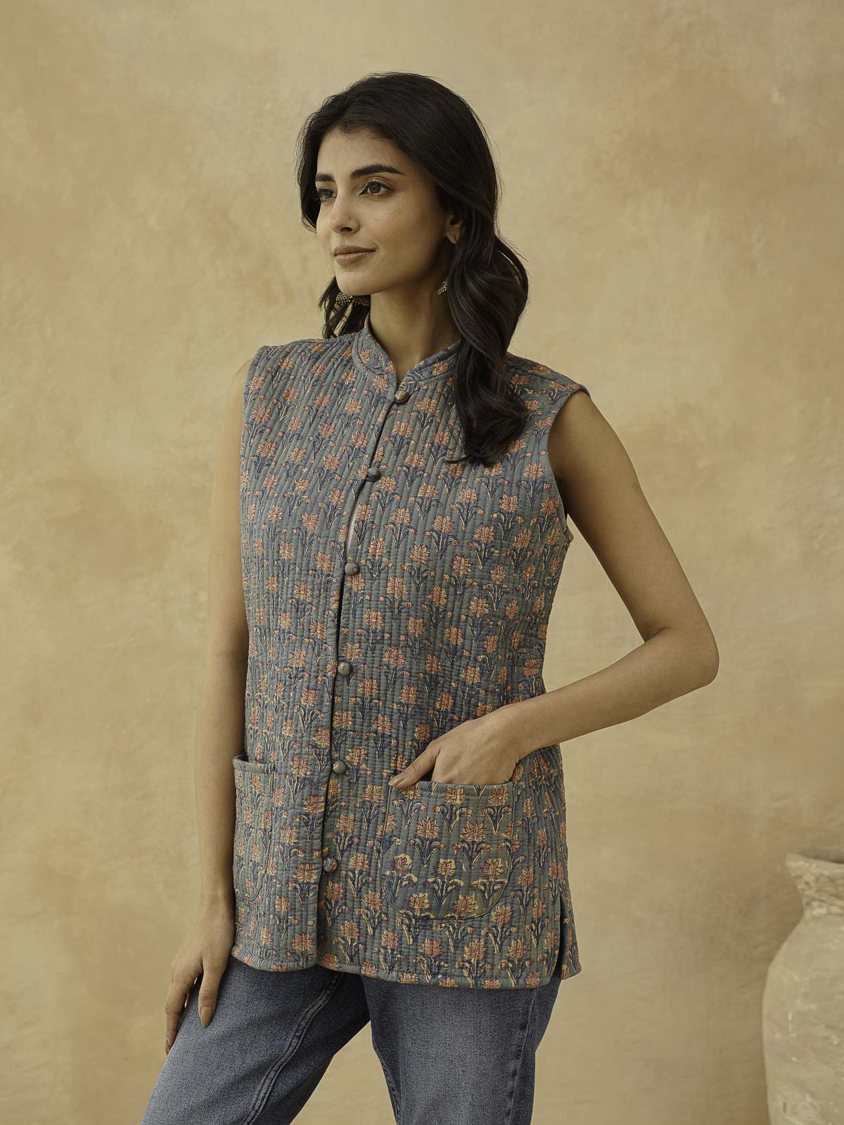 Cotton Printed Sleeveless Quilted Jacket Grey Booty