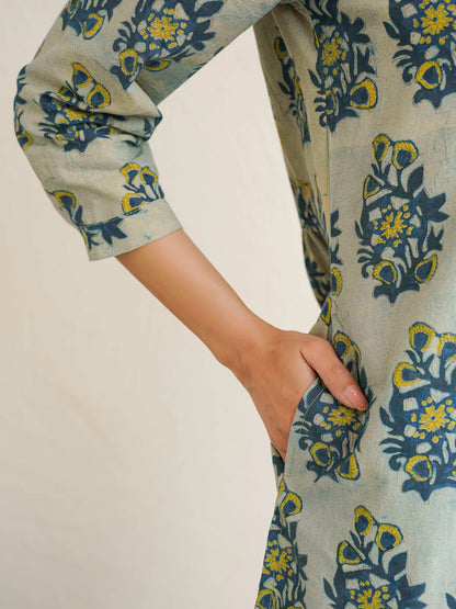 Women Ethnic Motifs Printed Cotton Pleat Set Indigo Boota