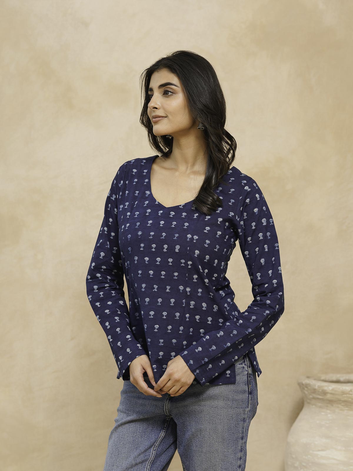 Full Sleeve Cotton Printed Classic Vee Top Blue Booty
