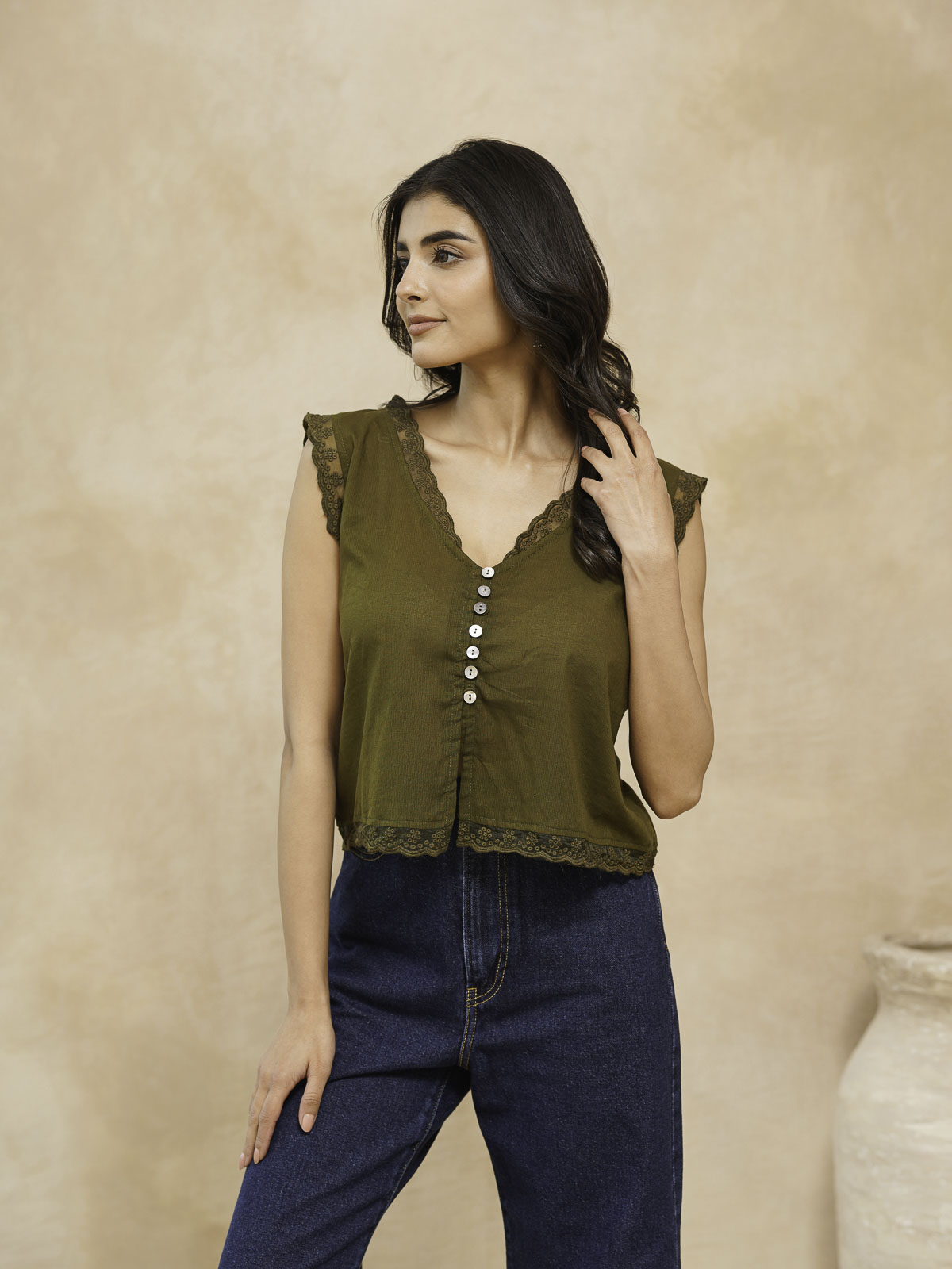 Sleeveless Cotton Printed Daisy Lace Top Green