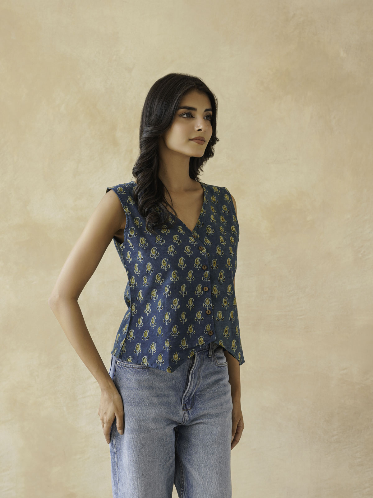 Sleeveless Cotton Block Printed Kothi Top Indigo Booty