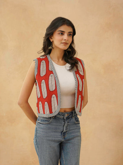 Cotton Printed Crop Sleeveless Quilted Jacket Red