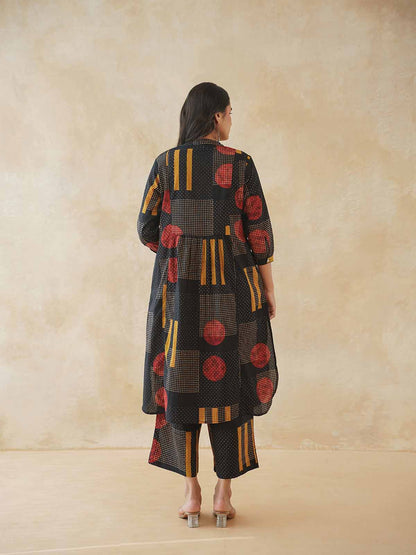 Women Ethnic Motifs Printed Cotton Pleat Set Black